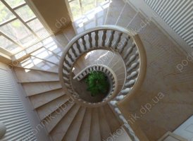 лестницы из мрамора